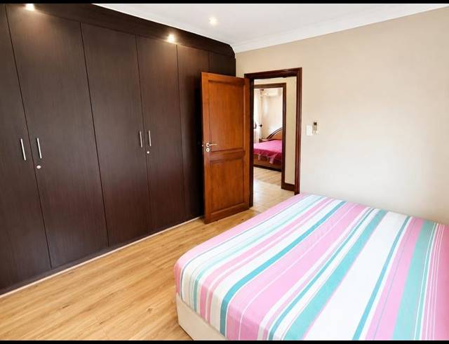 4 BEDROOM TOWNHOUSE FOR SALE IN IZINGA